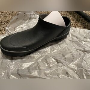 Bogs Digger Black Clogs